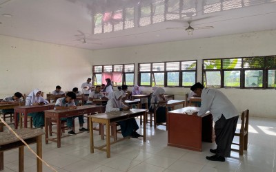 MAN 3 PIDIE Gelar Asesmen Akhir Madrasah TP 2025-2026, Kepala Madrasah Pantau Langsung Pelaksanaan